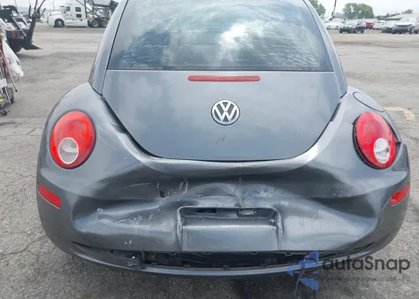 2007 Volkswagen New Beetle 2.5 z USA, uszkodzony, nr VIN 3VWRG31C27M504342